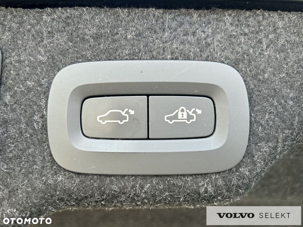 Volvo S90 - 28