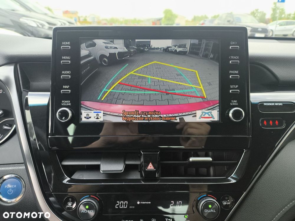 Toyota Camry 2.5 Hybrid Executive CVT - 19