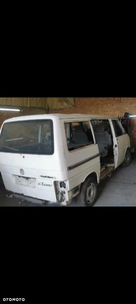 Volkswagen Multivan Standard - 31