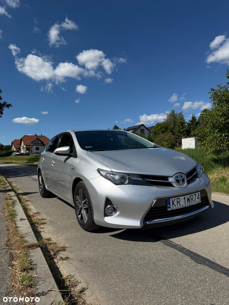 Toyota Auris - 2