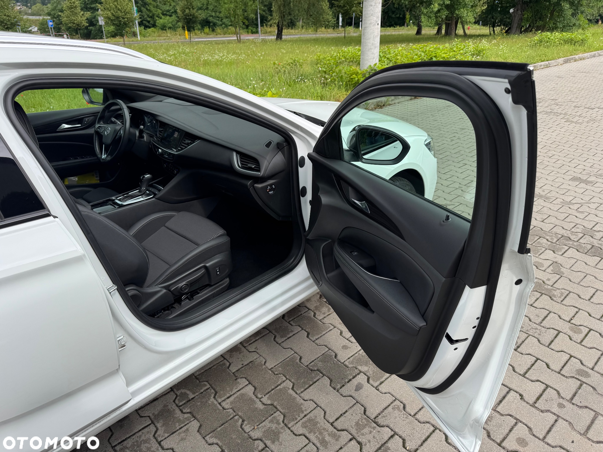 Opel Insignia 2.0 CDTI 4x4 Business Elegance S&S - 23
