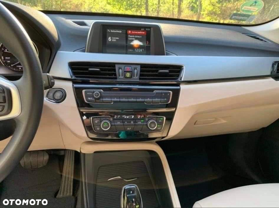 BMW X1 sDrive20i - 8