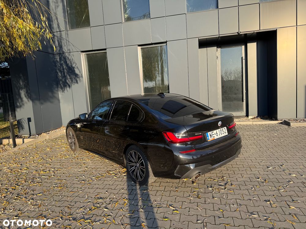 BMW Seria 3 320i M Sport Sport - 20