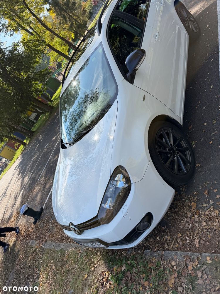 Volkswagen Golf - 9