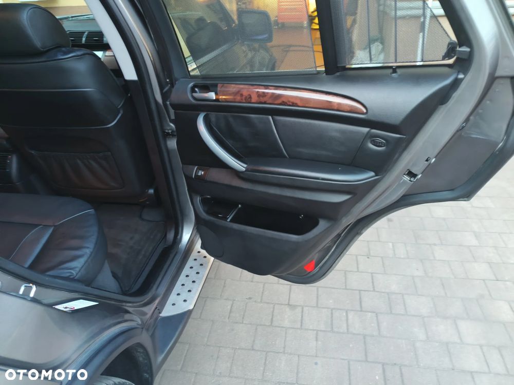 BMW X5 4.4 i Edition Exclusive Sport - 13