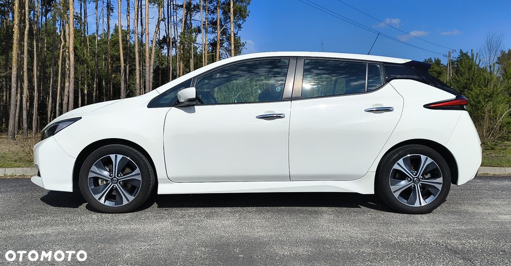 Nissan Leaf - 10