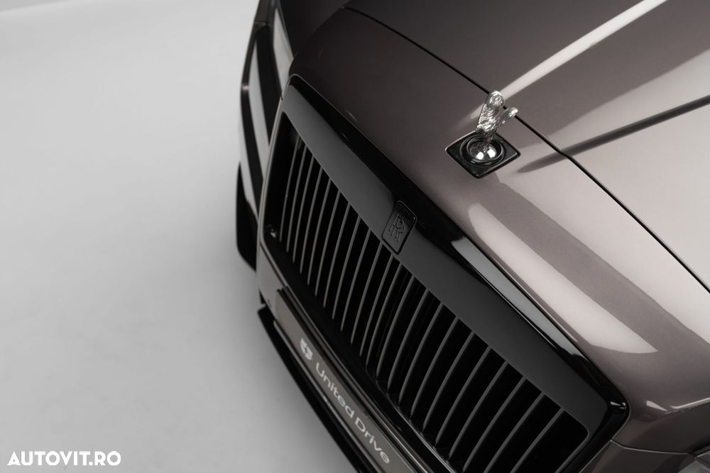 Rolls-Royce Cullinan Standard - 40