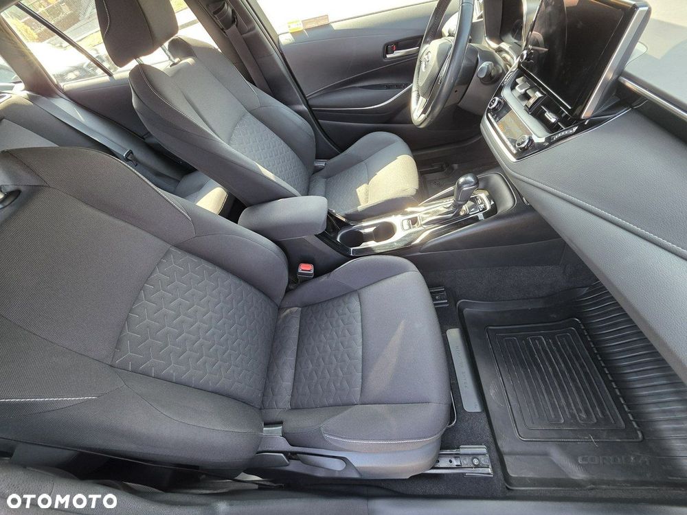 Toyota Corolla 1.8 Hybrid Comfort - 10