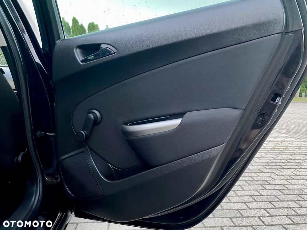 Opel Astra 1.4 Turbo Edition - 26