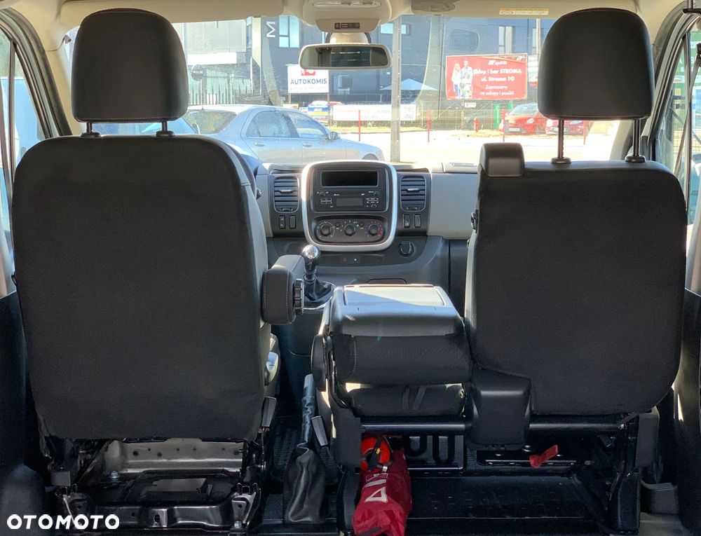 Renault Trafic - 12