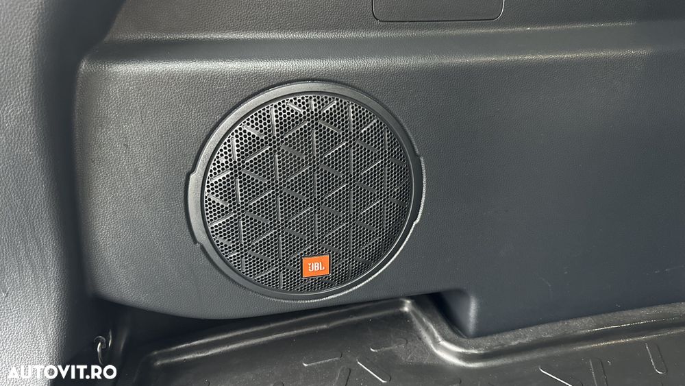 Toyota RAV4 2.5 VVT-iE 4x4 Luxury Premium - 30