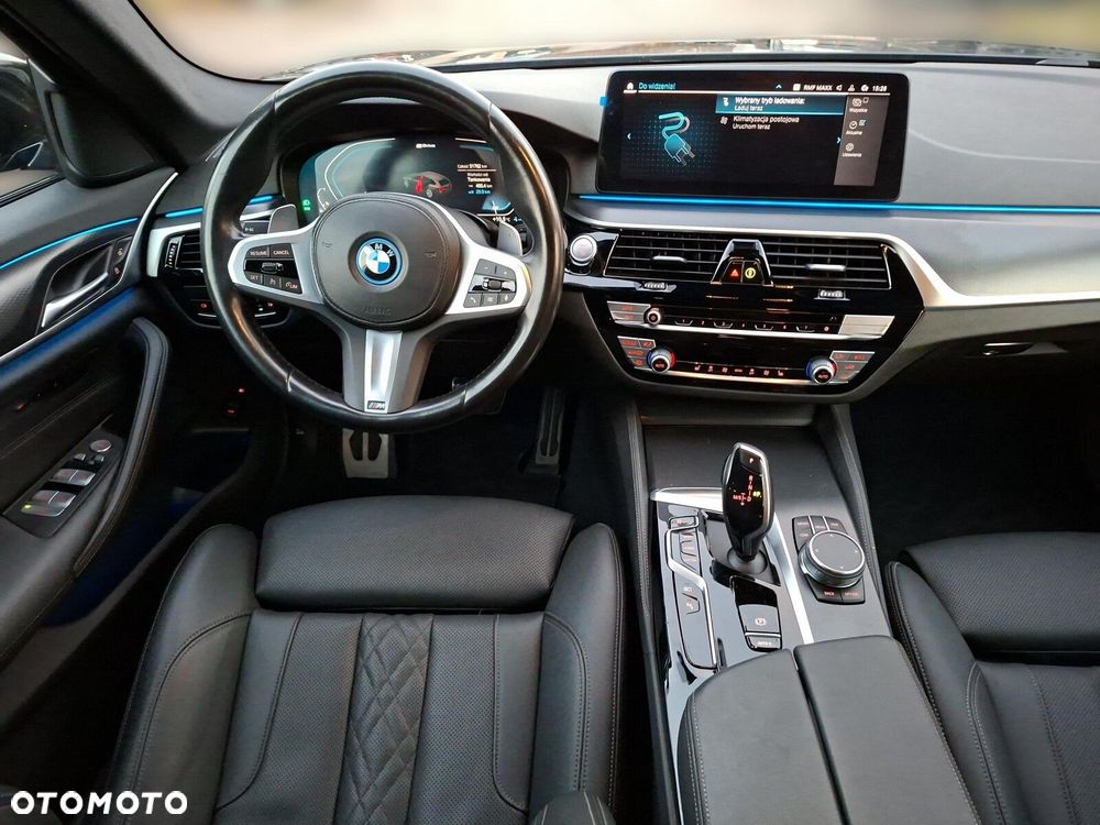 BMW Seria 5 530e xDrive M Sport sport - 24
