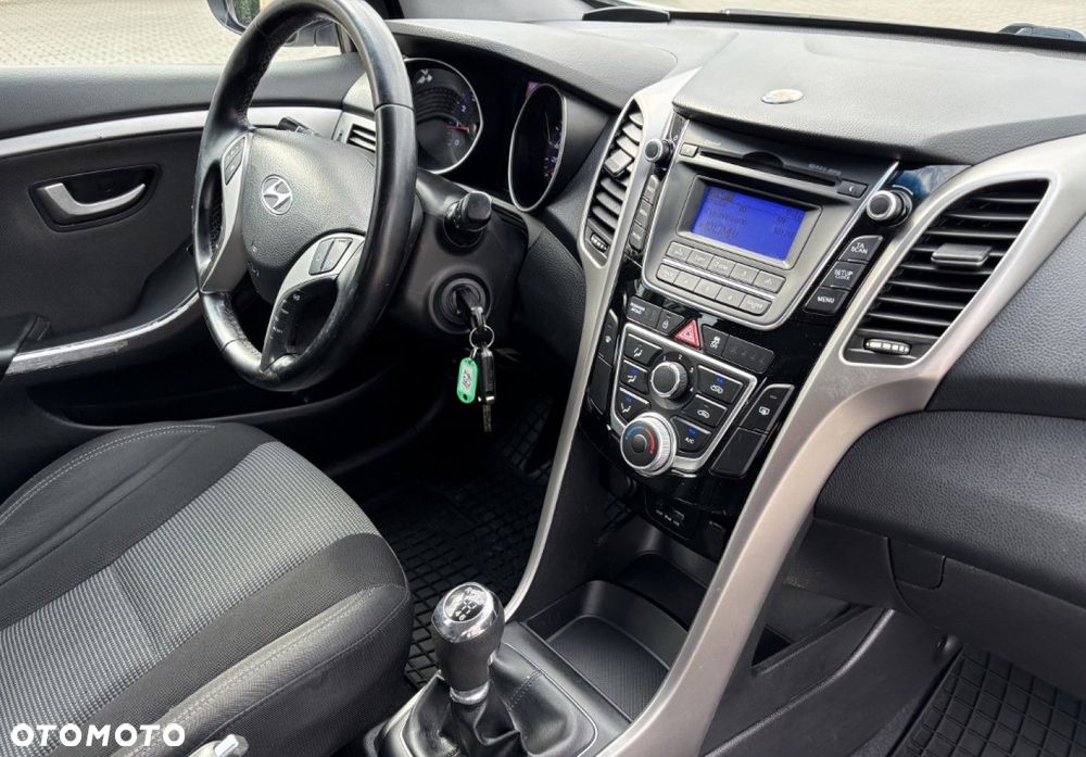 Hyundai i30 - 19