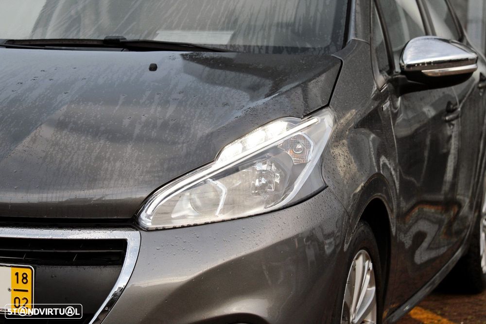 Peugeot 208 1.2 PureTech Style - 4