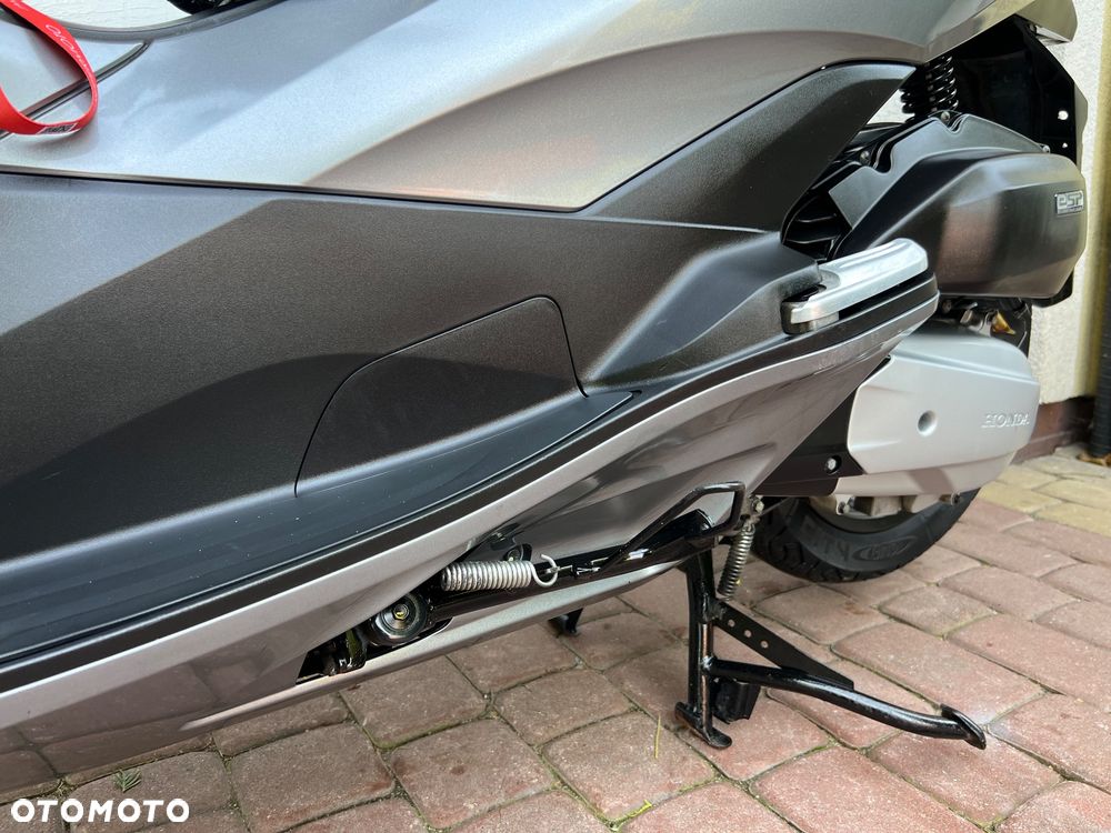 Honda PCX - 22