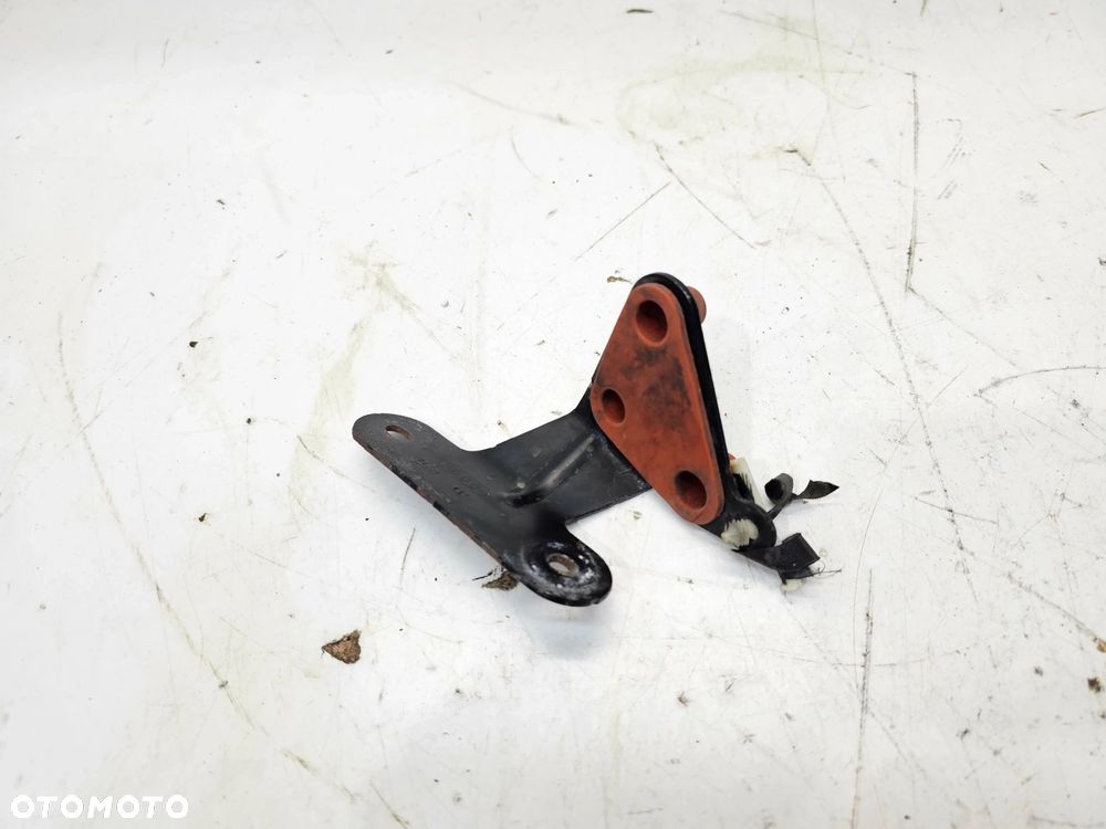 UCHWYT MOCOWANIE POMP WODY AUDI Q5 8R A6 C7 A7 8R0819133G - 2
