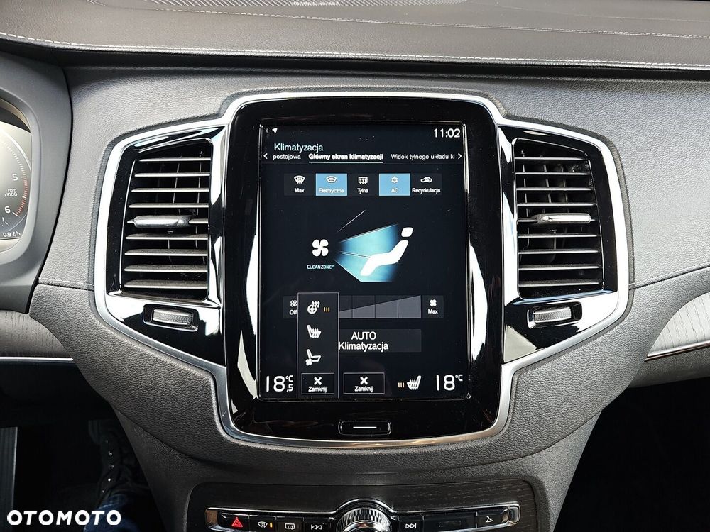 Volvo XC 90 B5 D AWD Inscription - 24