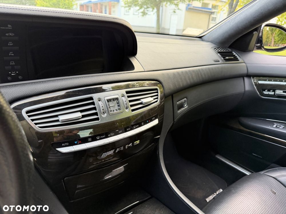 Mercedes-Benz CL 63 AMG 7G-TRONIC - 33