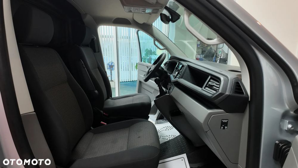 Volkswagen Transporter - 34