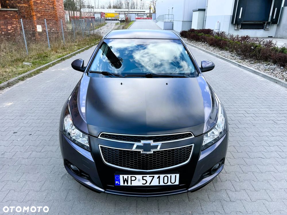 Chevrolet Cruze 1.8 LT+ - 10