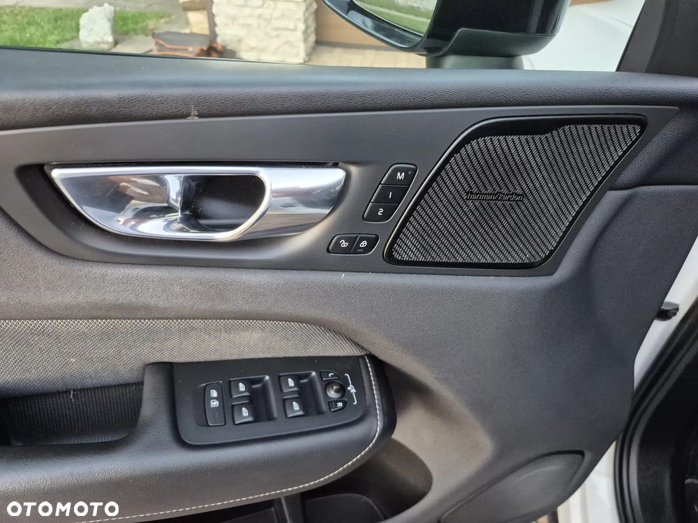Volvo XC 60 - 31
