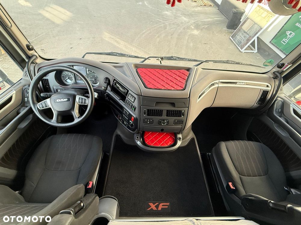 DAF 106 - 35