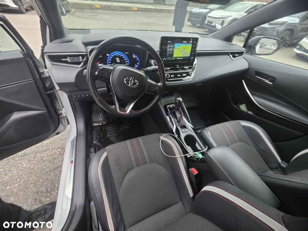 Toyota Corolla 2.0 Hybrid GR Sport - 10