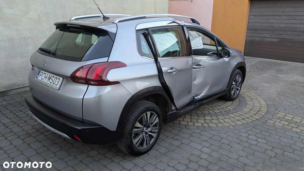 Peugeot 2008 1.6 BlueHDi Allure - 16