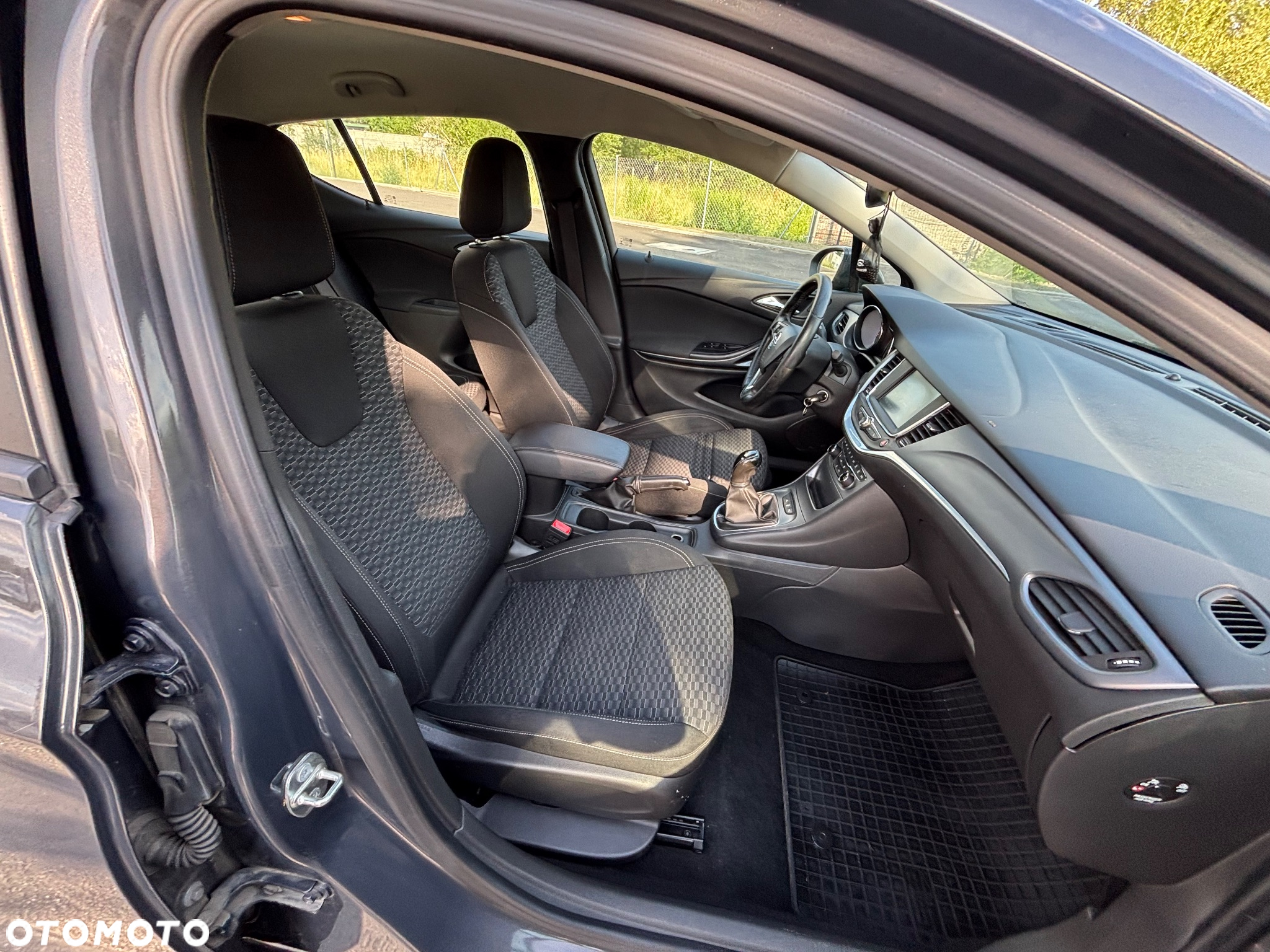 Opel Astra V 1.4 T GPF Dynamic S&S - 30