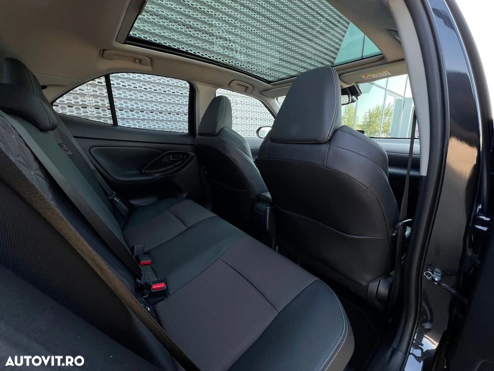 Toyota Yaris Cross 1.5 VVT-i HSD 4x2 Exclusive Elegant - 15