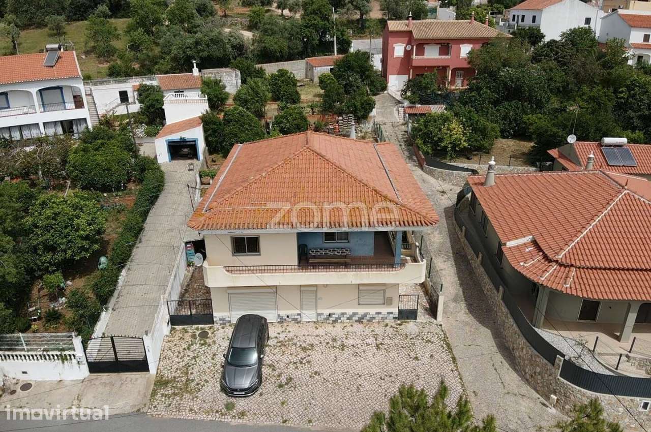 Moradia T3 c/ Garagem e Terreno em Messines de Baixo - Grande imagem: 2/60