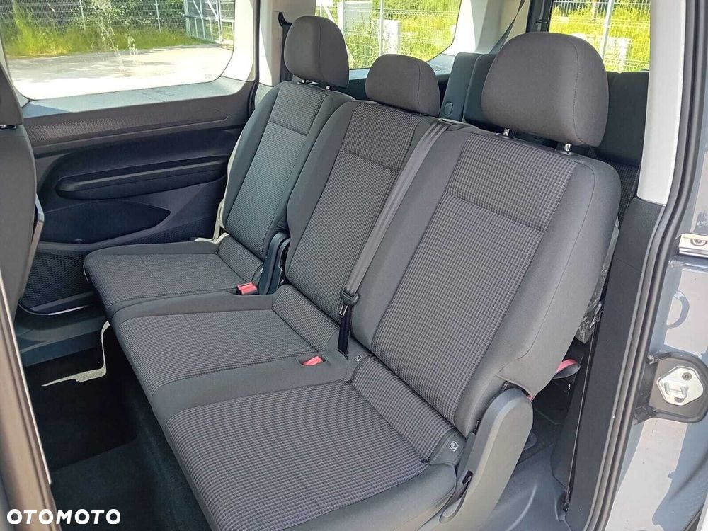 Volkswagen Caddy Maxi - 18