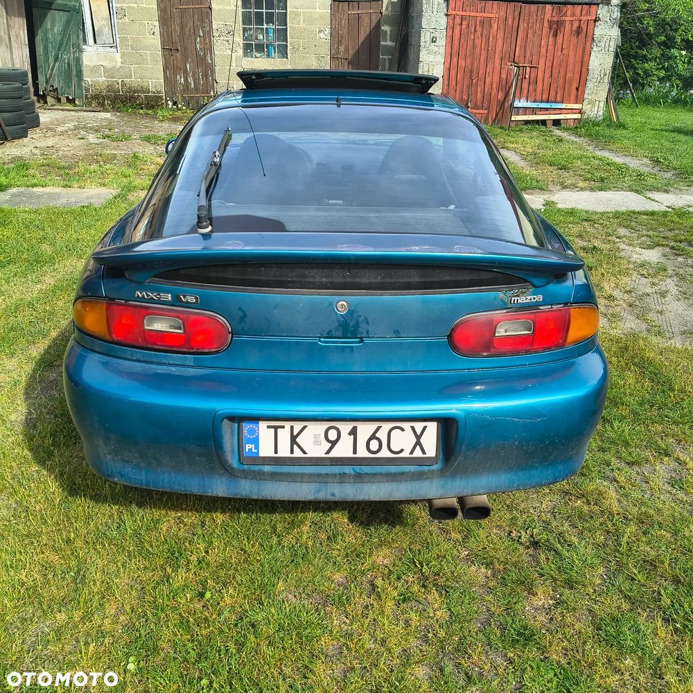 Mazda MX-3 - 8