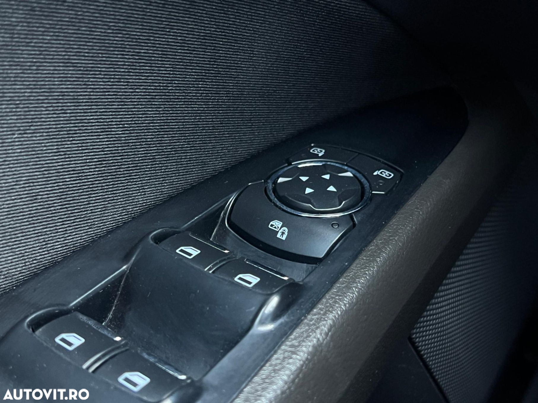 Ford Mondeo - 11