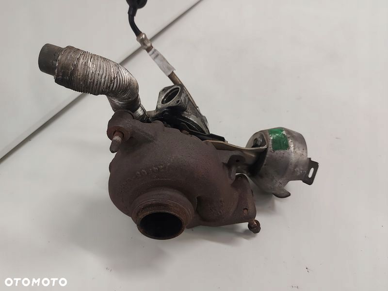 citroen c5 x7 2.0 hdi turbosprężarka turbina - 6