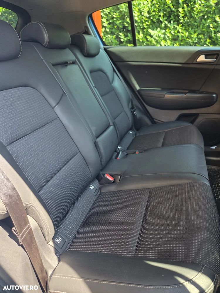 Kia Sportage 1.6 T-GDI 7DCT 4x4 Style - 33