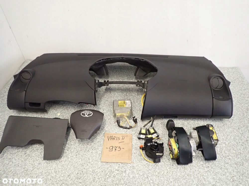 TOYOTA YARIS II 5D 06-11 PODUSZKI POWIETRZNE EUROPA - 1