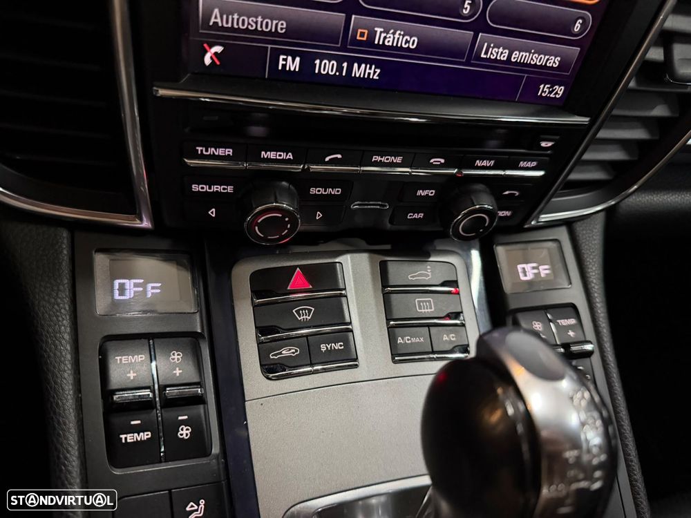 Porsche Panamera Platinum Edition - 27
