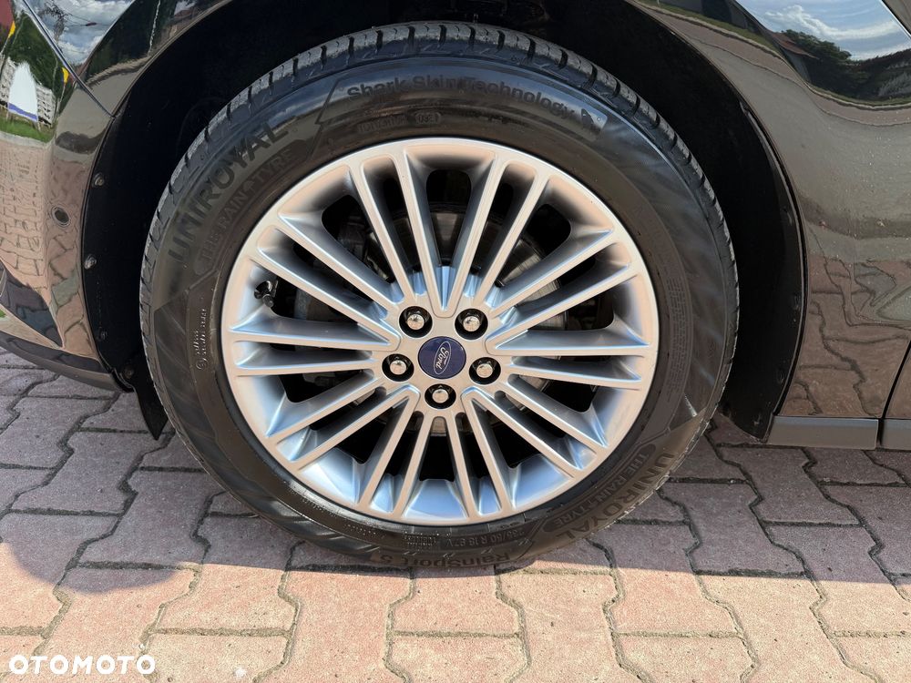 Ford S-Max 2.0 TDCi 4WD Titanium PowerShift - 12