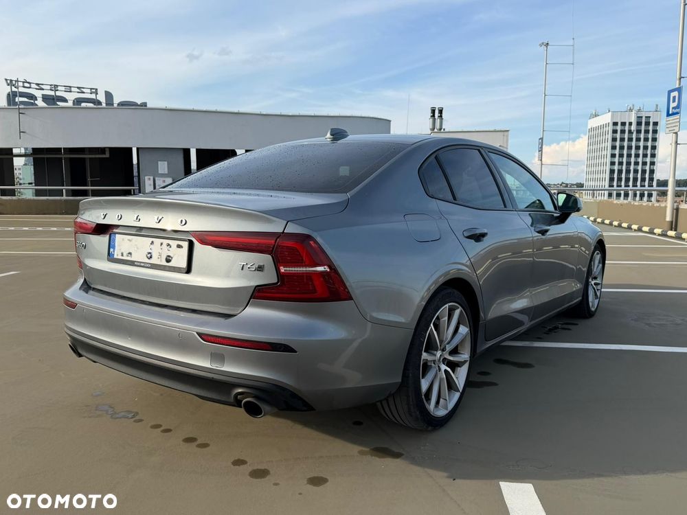 Volvo S60 T6 AWD Momentum Pro - 10