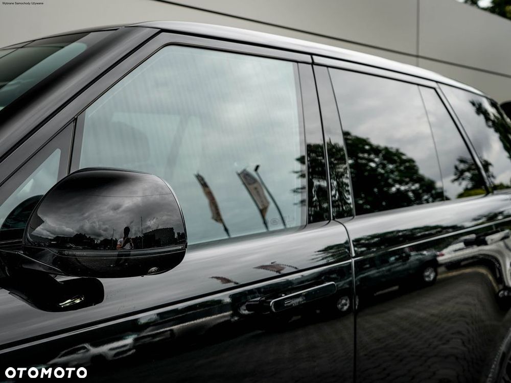 Land Rover Range Rover 4.4 V8 P535 Autobiography - 38