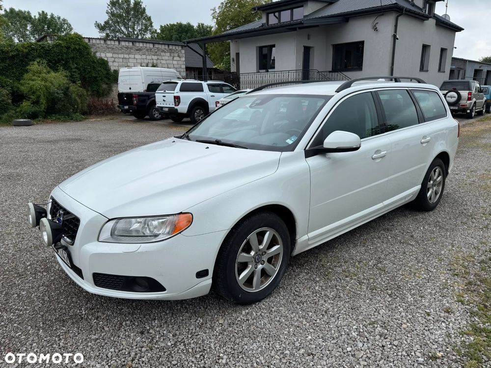 Volvo V70 D4 Momentum - 1