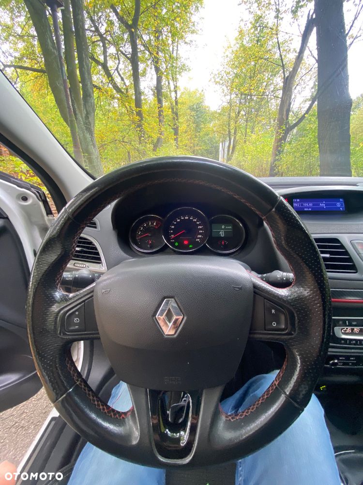 Renault Megane TCe 220 Start & Stop GT 220 - 8