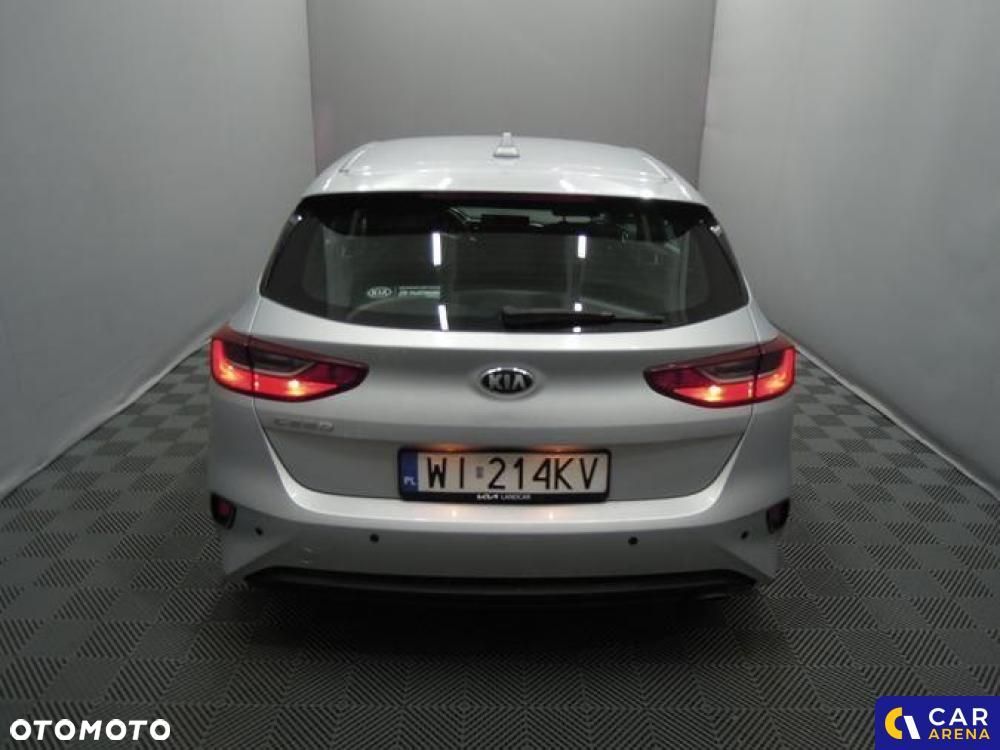 Kia Ceed - 6