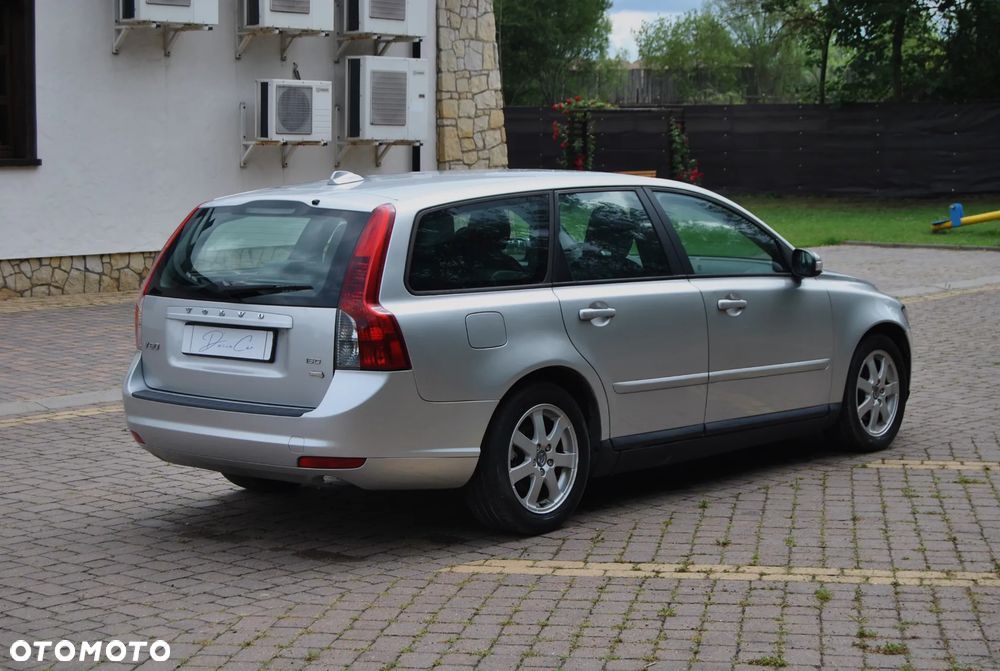 Volvo V50 1.6D Momentum - 3