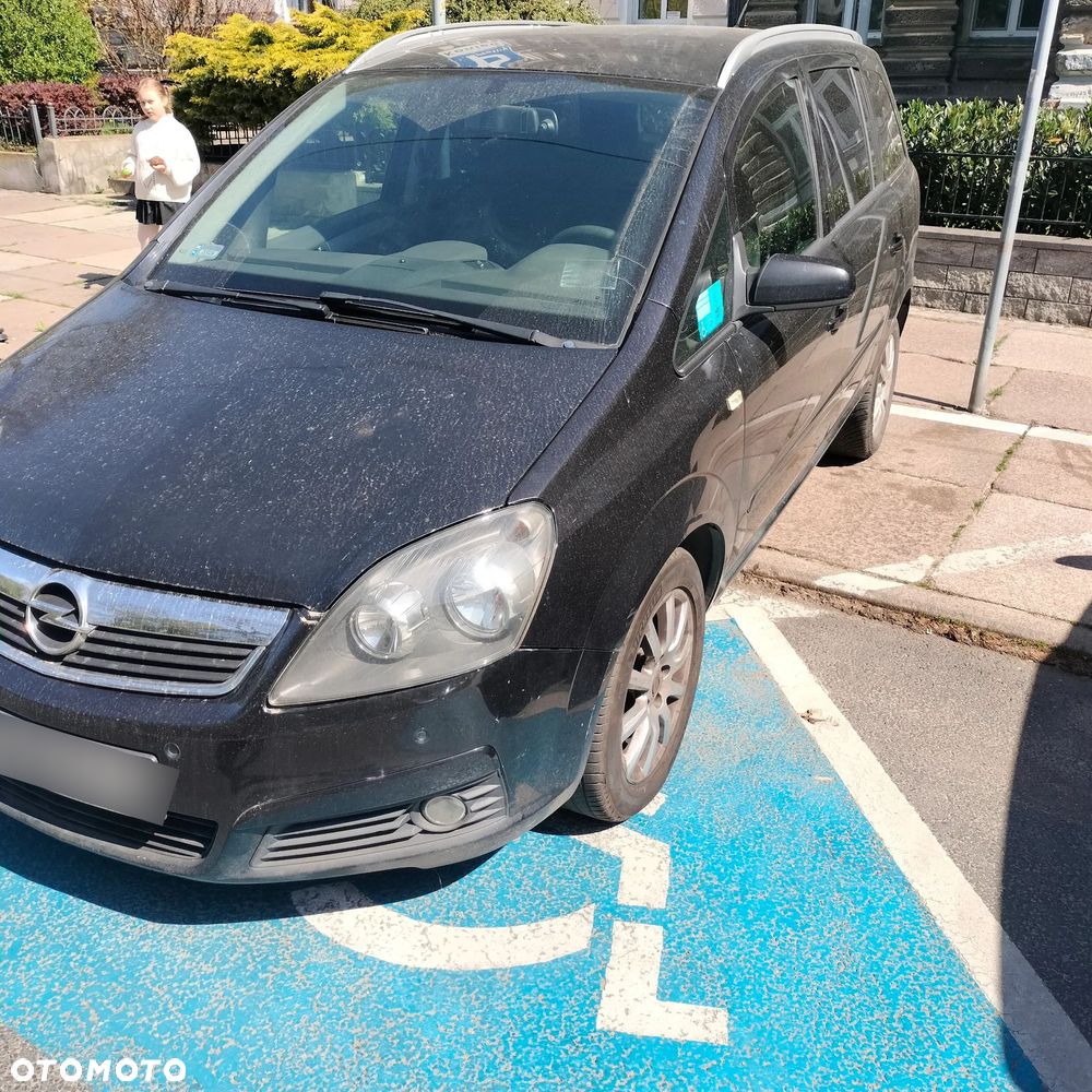 Opel Zafira 1.6 - 4