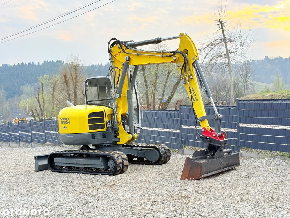 Wacker Neuson * Sprowadzona * Wacker Neuson 8003 * 3 x Ramiona * Bardzo Dobry Stan - 19