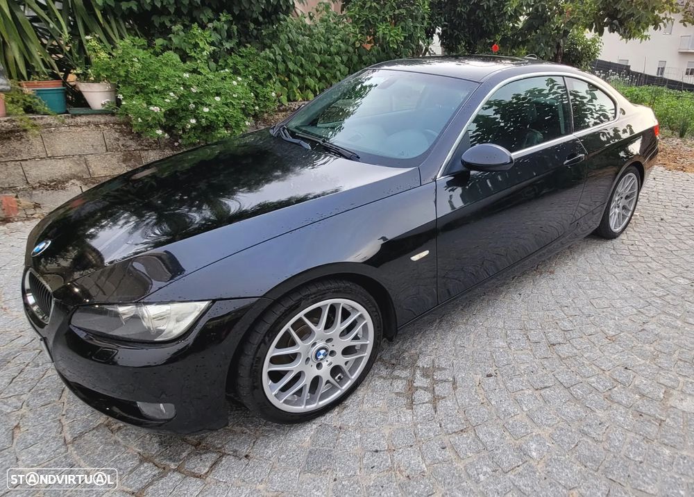 BMW 320 d Coupe - 2