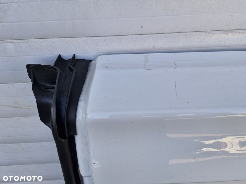 RENAULT TRAFIC III 3 DRZWI PRAWY TYŁ TYLNE SKRZYDEŁKOWE - 4