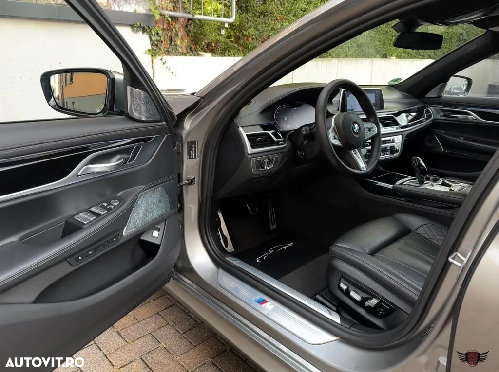 BMW Seria 7 730d xDrive MHEV - 7